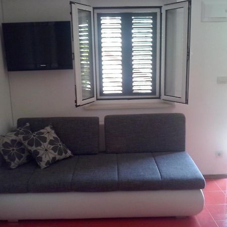 Apartments By The Sea Sumartin, Brac - 11658 Room photo