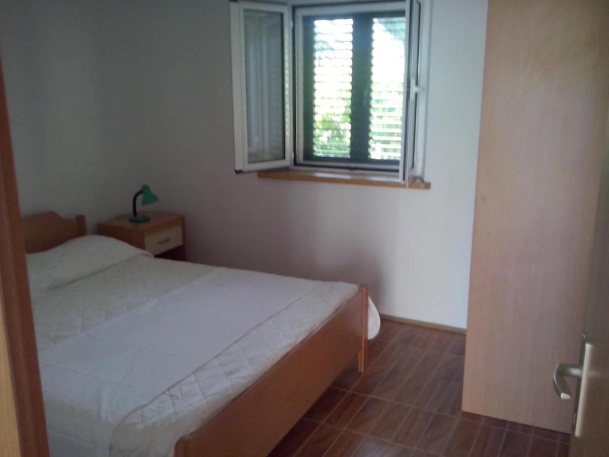 Apartments By The Sea Sumartin, Brac - 11658 Exterior photo