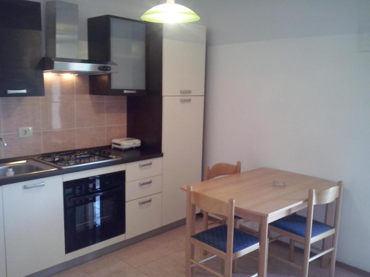 Apartments By The Sea Sumartin, Brac - 11658 Exterior photo