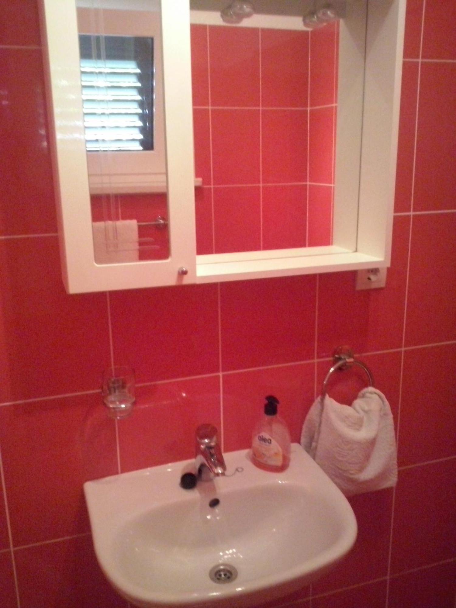 Apartments By The Sea Sumartin, Brac - 11658 Room photo